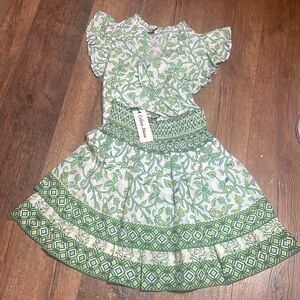 💚Celina Moon 2 pc Set NWT SIZE Small P2P 17 waist 12. 🌿🍀 mini length